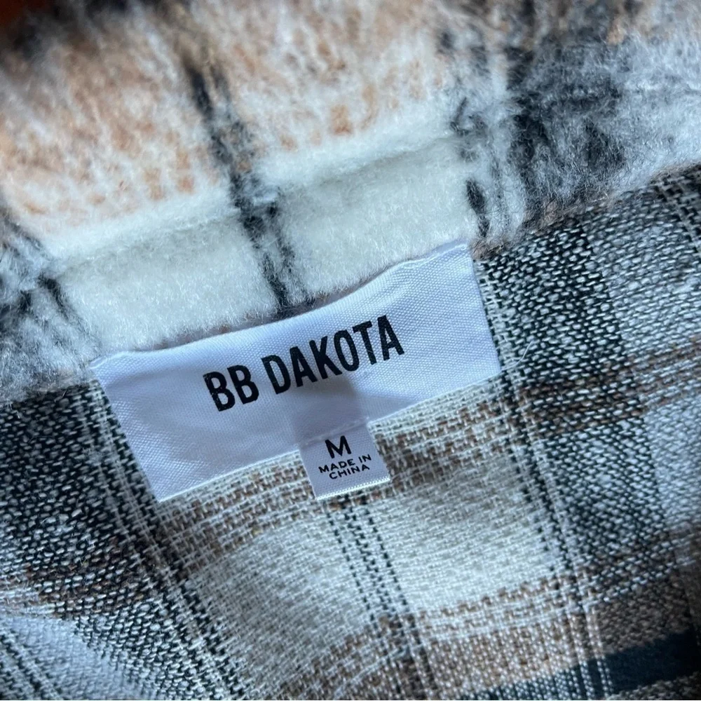 BB Dakota Plaid Soft Jacket (M) - Picture 5 of 5